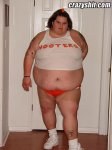 t5awrWx_00Mmkl_110308_fat_woman_hooters.jpg