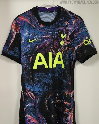 Tottenham Hotspur 21-22 Away Kit (5).jpg