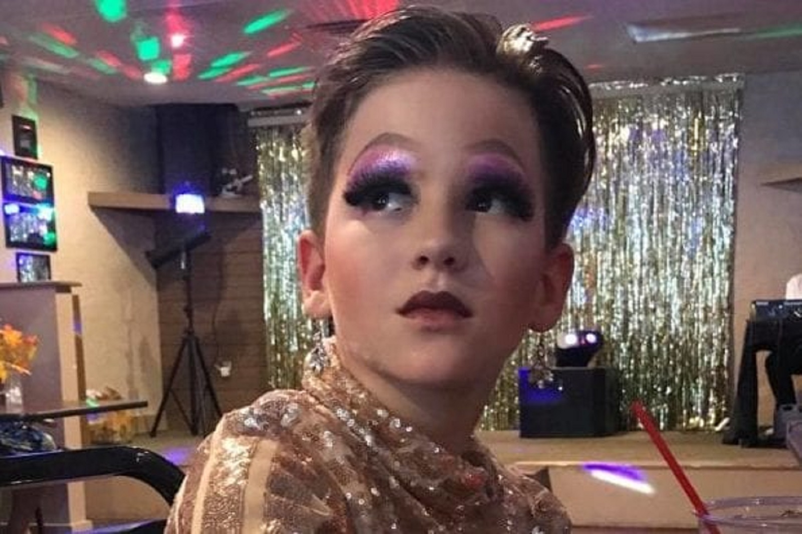 www.pinknews.co.uk