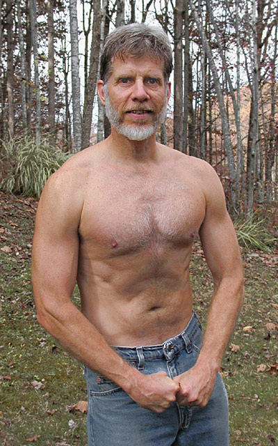 MuscleClub.jpg