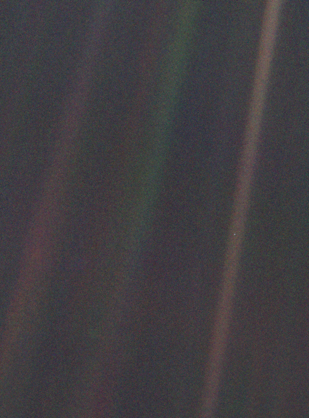 442px-Pale_Blue_Dot.png