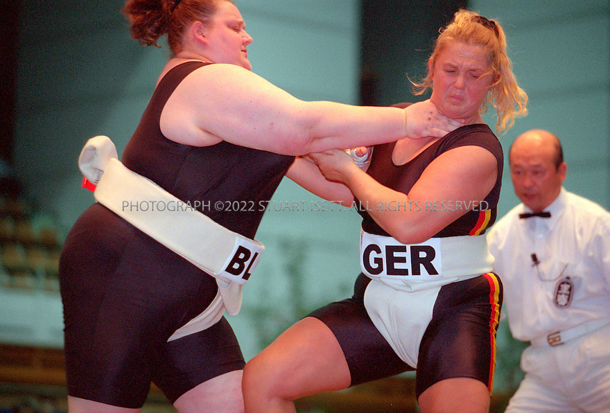 women-sumo-18.jpg