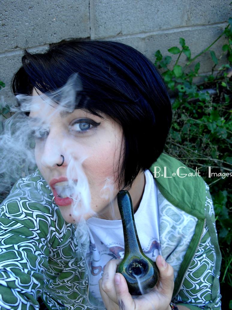 i_smoke_your_mom_by_brittymon37-d350wbm.jpg