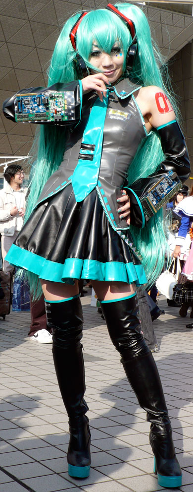 green_hair_cyber_girl.jpg