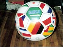 _44079966_football203.jpg