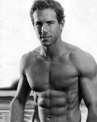 ryan_reynolds_01.jpg