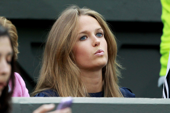 Kim+Sears+Championships+Wimbledon+2011+Day+zNUYwpFsJ8Kl.jpg