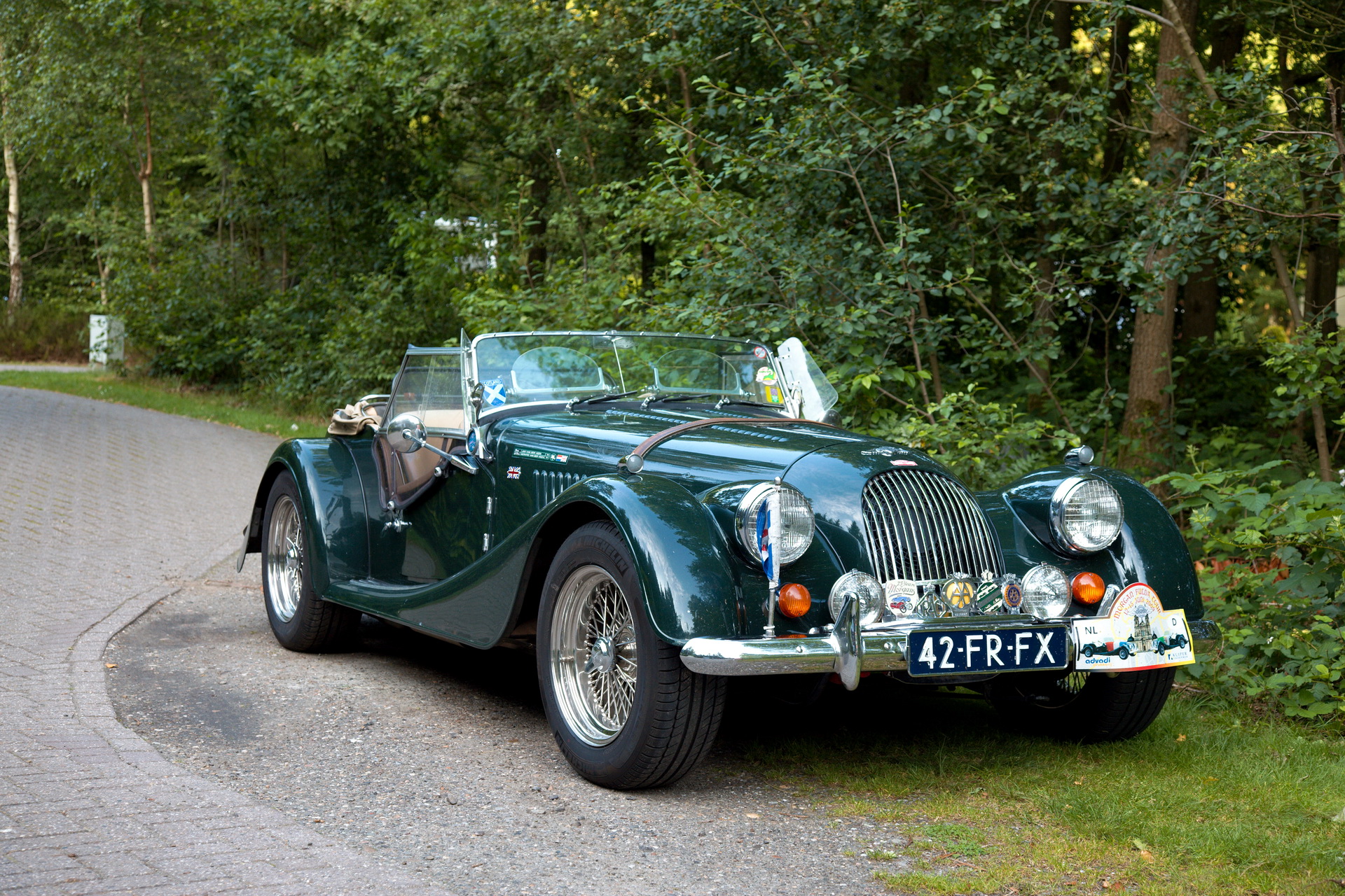 morgan-plus-8-10.jpg