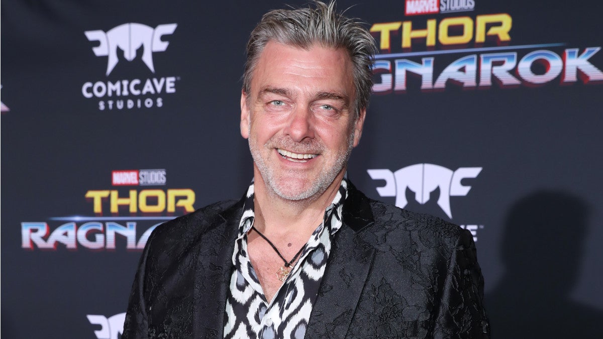 www.thewrap.com