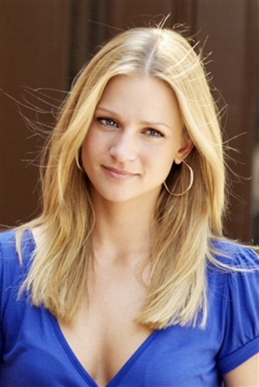 AJ-Cook-aj-cook-2481467-523-781.jpg