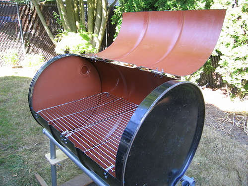 barrel-bbq.jpg