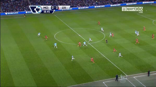 BcbfYAWCIAA1OzO.jpg:large