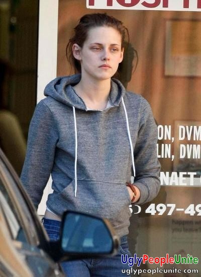 kristenstewartnomakeup21.jpg