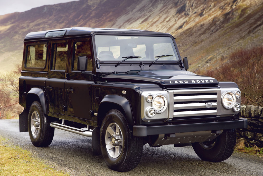 Land-Rover-Defender-110-SVX-1.jpg