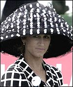 _1381082_derbyhat150.jpg