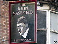 _44226723_pubsignb.jpg