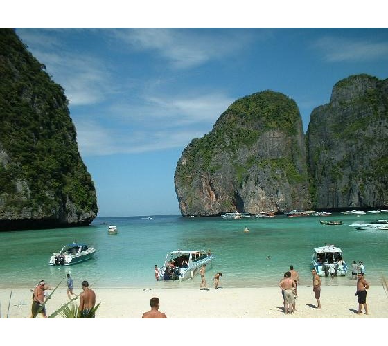 957129-Maya_beach-Phuket.jpg