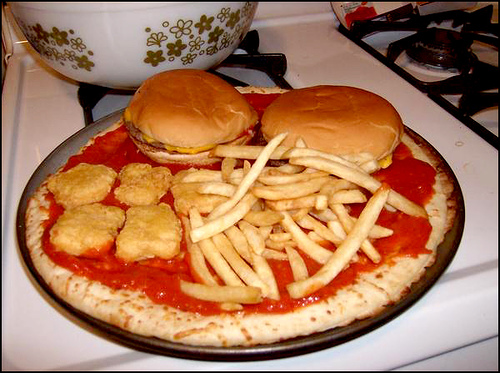 cheeseburger-pizza-blog.jpg