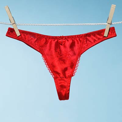 red-thong-clothesline-400a082107.jpg