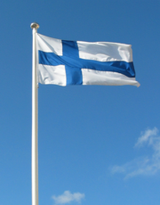 180px-Suomen_lippu_valokuva.png
