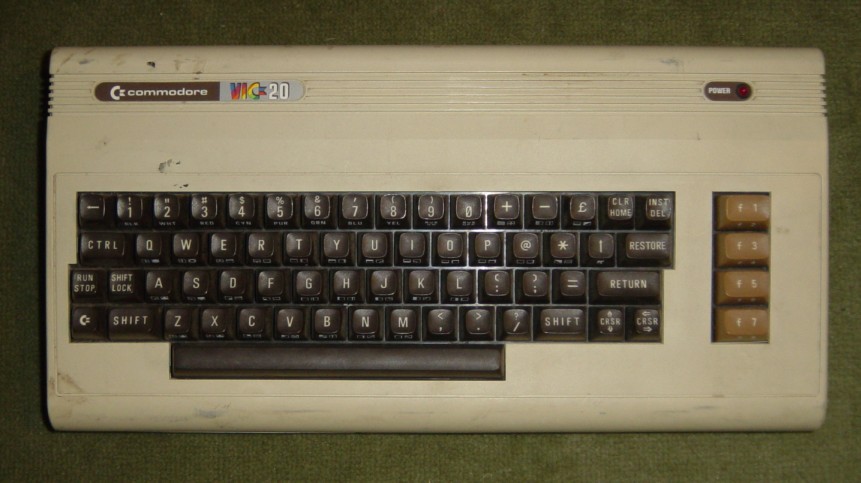 007_Commodore_VIC_20.jpg