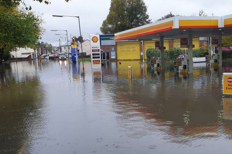 0_Sandon-Road-2JPG.jpg