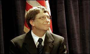 _284219_bill_gates_flag300.jpg